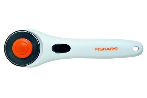 Picture of Fiskars Stick Rotary Cutter 45mm – Περιστροφικός Κόπτης Υψηλής Ακρίβειας για Ύφασμα, Δέρμα & Quilting